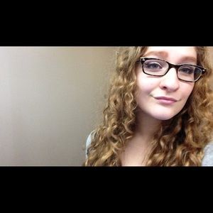 Meet your Posher, Erica