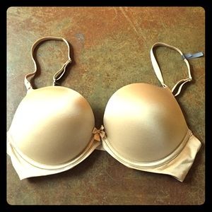 Never worn aerie "Drew" bra