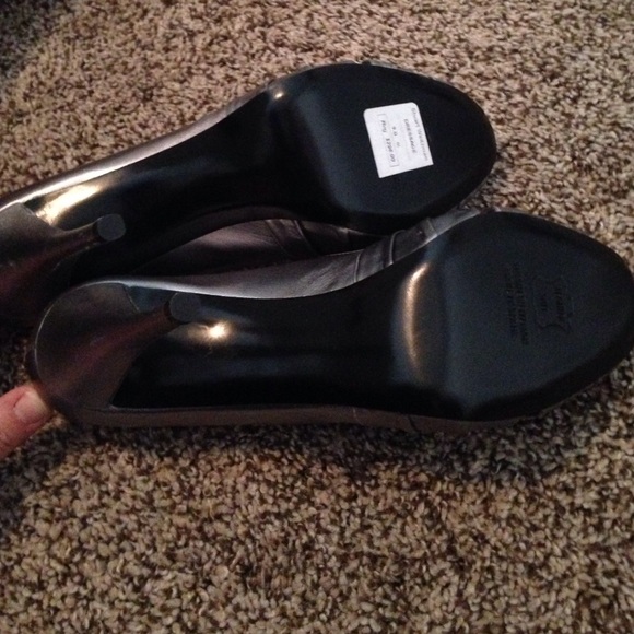 Stuart Weitzman Silver Pumps - Picture 4 of 4