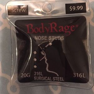 5 20G nose studs