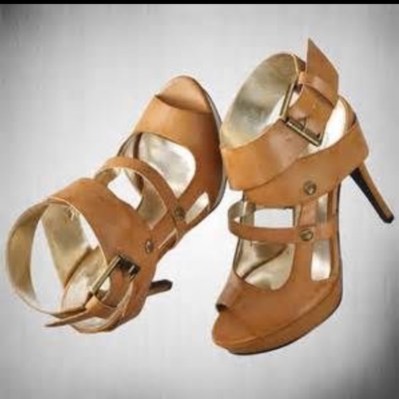 vera wang sandals kohls