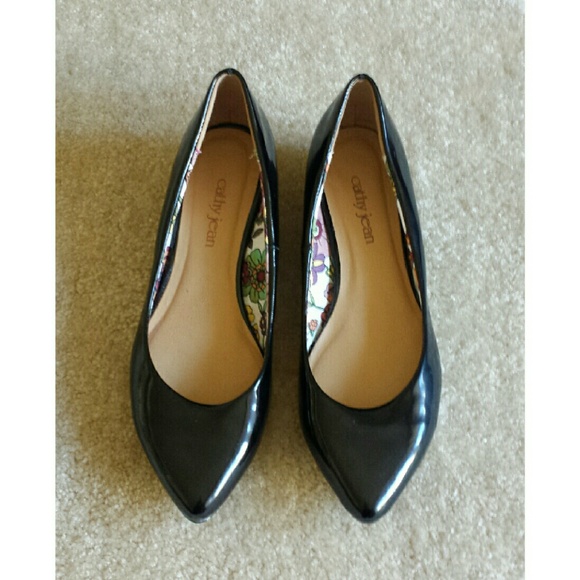 Cathy Jean Black Flats 7.5