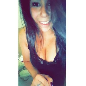 Meet your Posher, Courtney