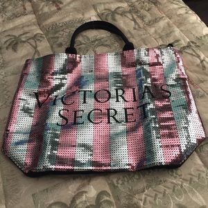 Victoria's Secret tote