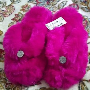 Pink super comfy House slippers (flip flop style)