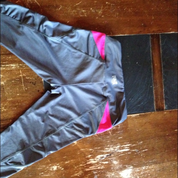 Running capris!! - Picture 3 of 3