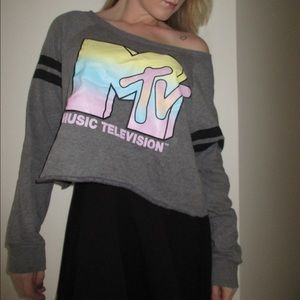 Graphic Crop Top Sweatshirt