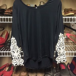 Navy boutique shirt XL never worn