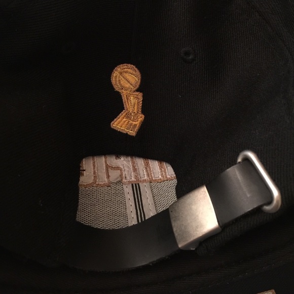 Strap Back - Picture 3 of 3