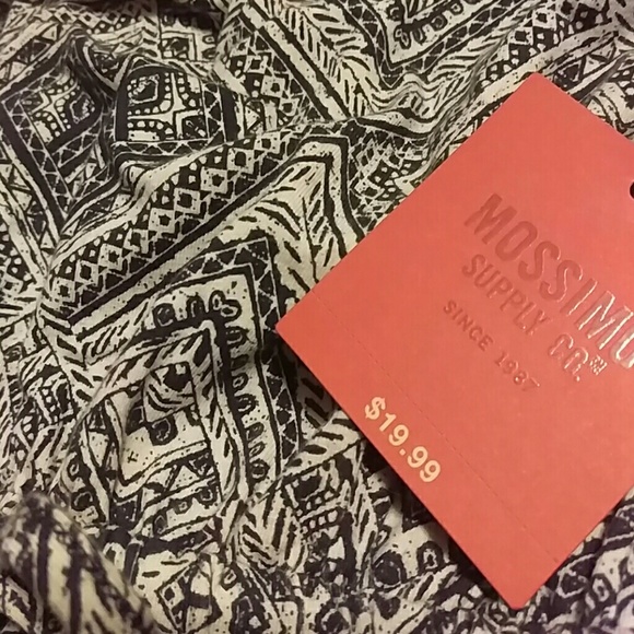 Dress - Picture 4 of 4