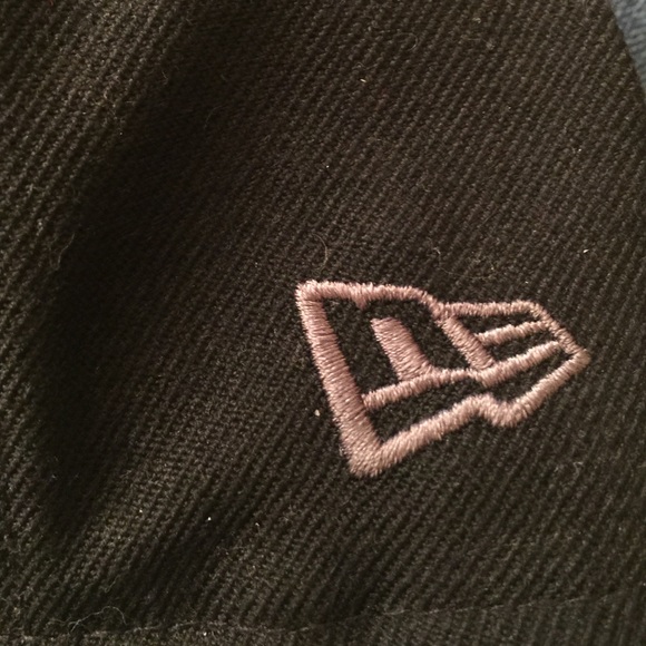 Bulls - Picture 3 of 3