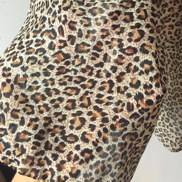 Leopard Sheer Scarf - Picture 3 of 3