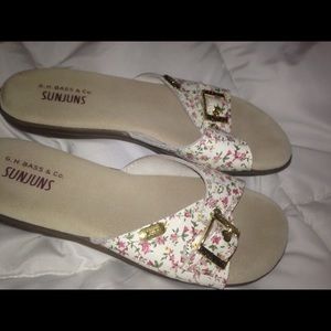 Bass & Co. Floral Sandals