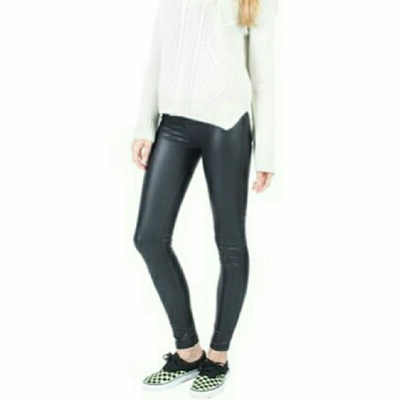 LAST PAIR** High Waisted Liquid Leggings