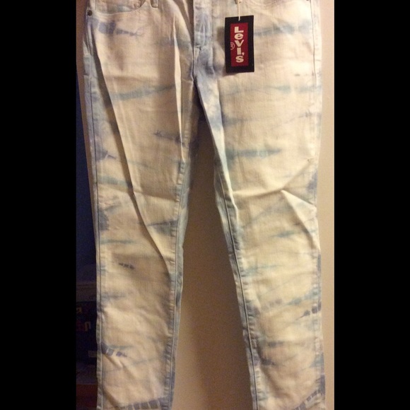 Levis jeans size 30