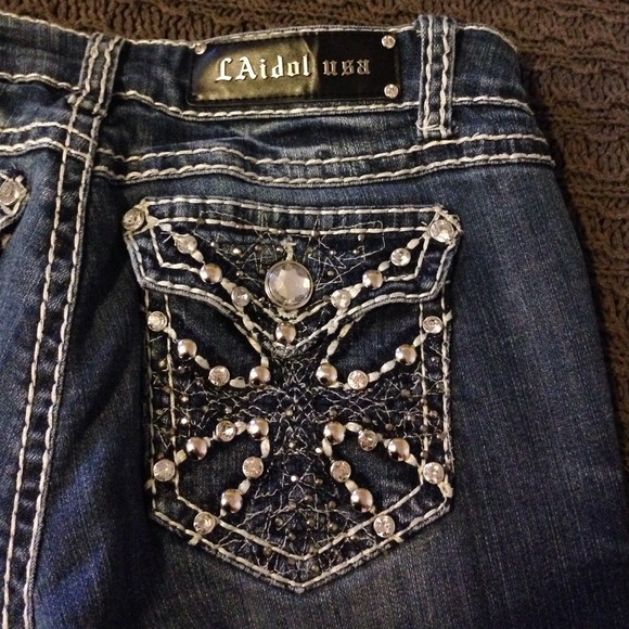 LA Idol Slim Bootcut Jeans
