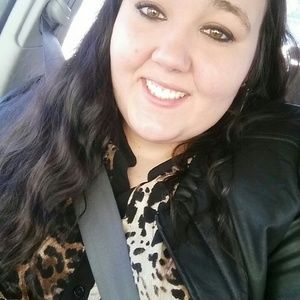 Meet your Posher, Alyssa