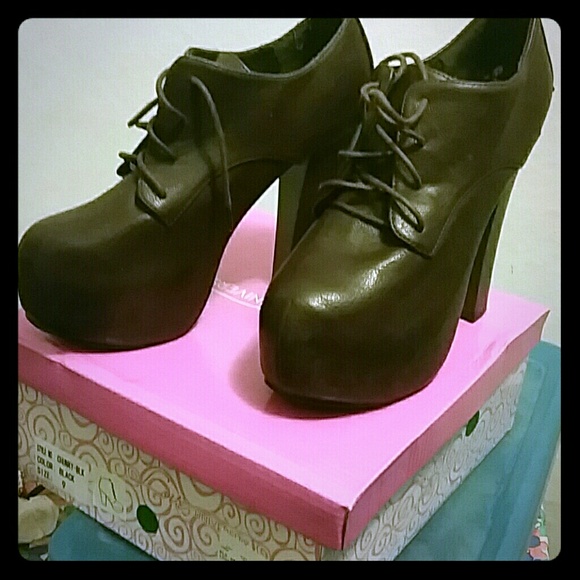 Burgundy platform heels