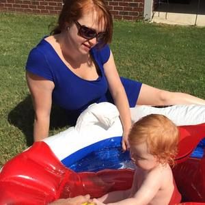 Meet your Posher, Elaine