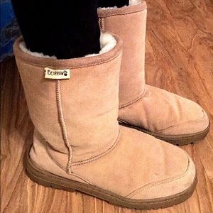 Bearpaw winter shearling boots tan 7.5 ugg style