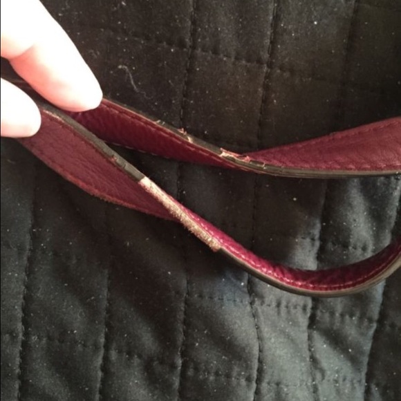 Authentic Coach Purple/Plum Patten Leather Purse - Picture 4 of 4