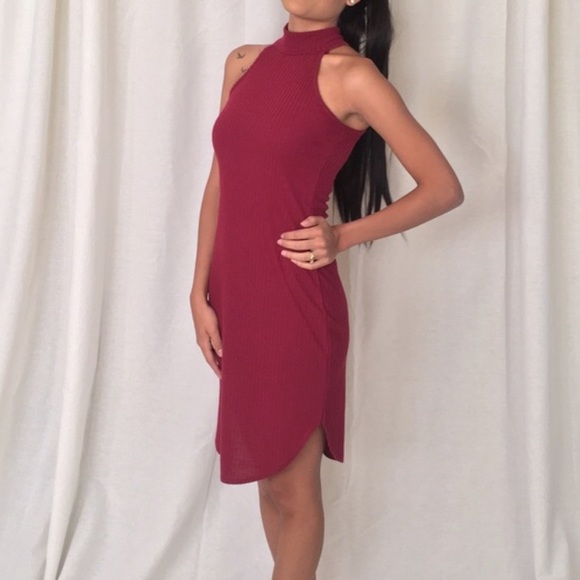 Burgundy turtleneck dress - Picture 4 of 4
