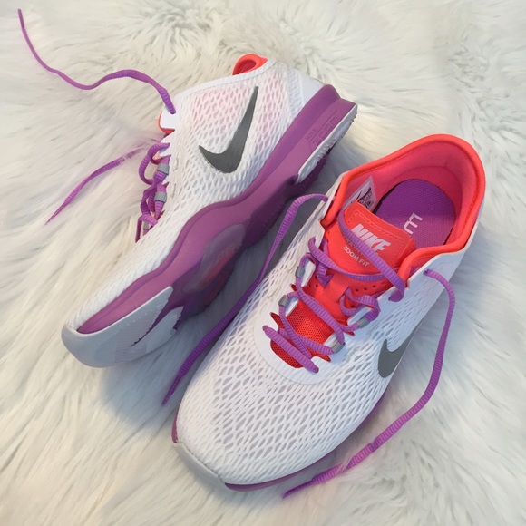 Nike Shoes - Women's Nike Zoom Fit