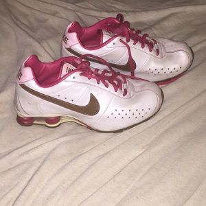 Women's Nike sneakers