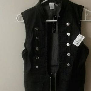 Black demin vest