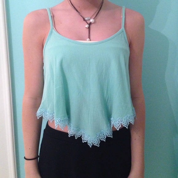 crop top