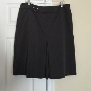 Grey Plaid Patter Skirt