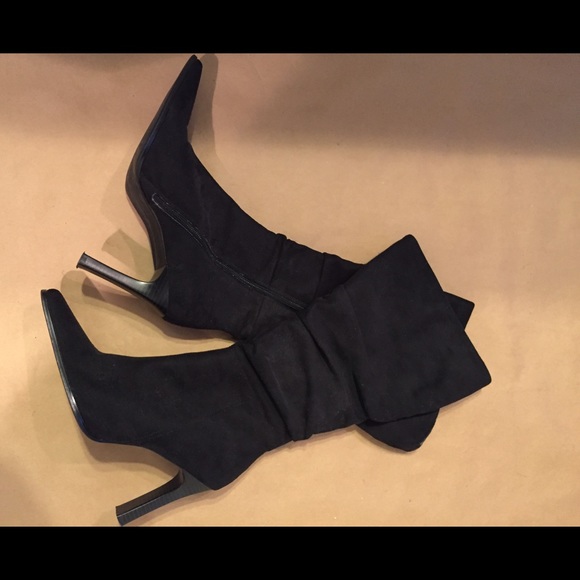 Black boots