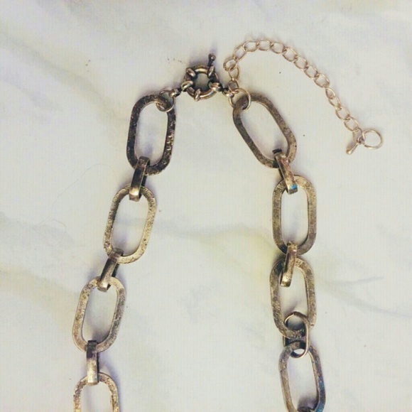 Editor Feature Tortoise Crystal Necklace - Picture 2 of 4