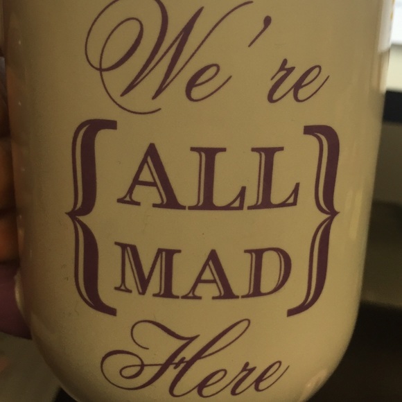 Meet your Posher, Delia