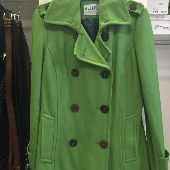 Delia's green pea coat