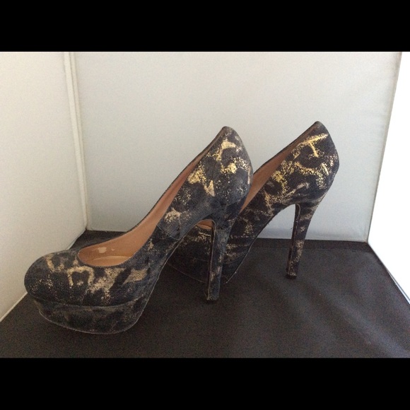 Betsey Johnson Platform Pumps Size 7