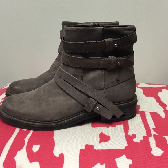 Dolce Vita short boot