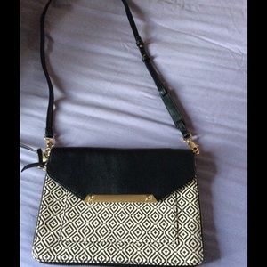 Stella & Dot Tia Cross Body