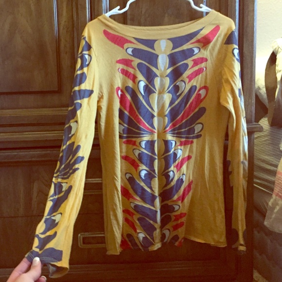 Retro long sleeve T!