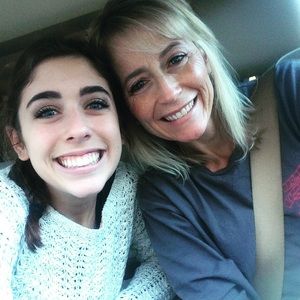 Meet your Posher, Lori