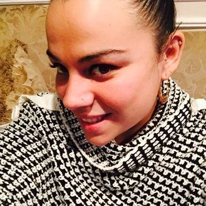 Meet your Posher, Toniann