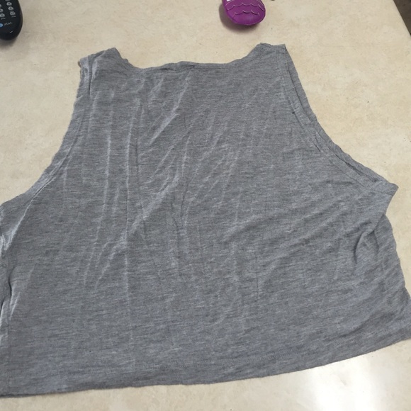 ⭐️FREE⭐️Sorry not sorry crop top - Picture 3 of 3