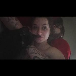 Meet your Posher, Chloe