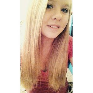 Meet your Posher, Michaela