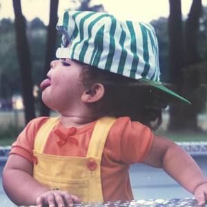 Meet your Posher, Becka