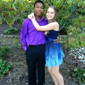 Meet your Posher, Chloe