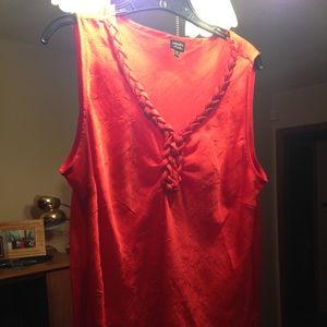 Red Scoop Neck Shell
