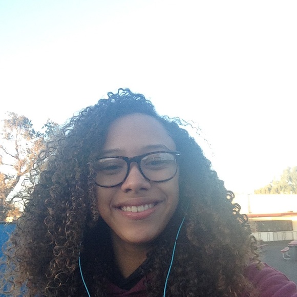 Meet your Posher, Jonay - Picture 3 of 4