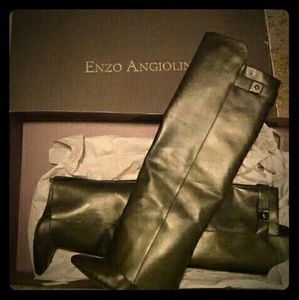 Enzo Angiolini Eamus