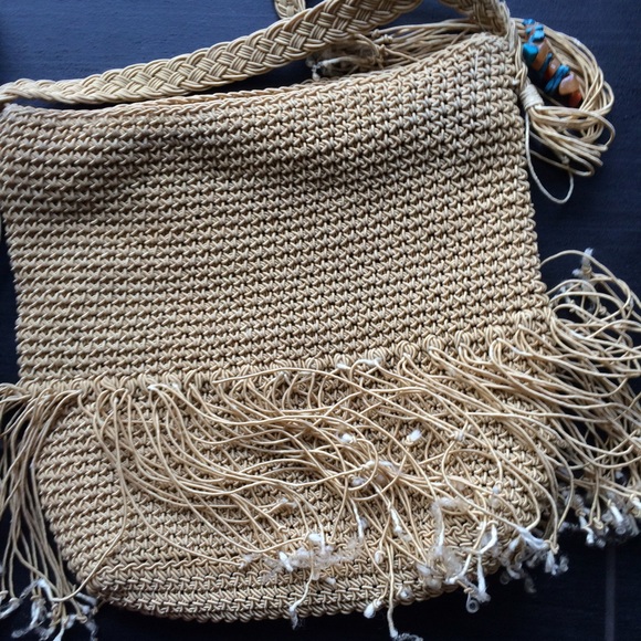 (DONATED) Beaded crochet mini crossbody - Picture 3 of 4